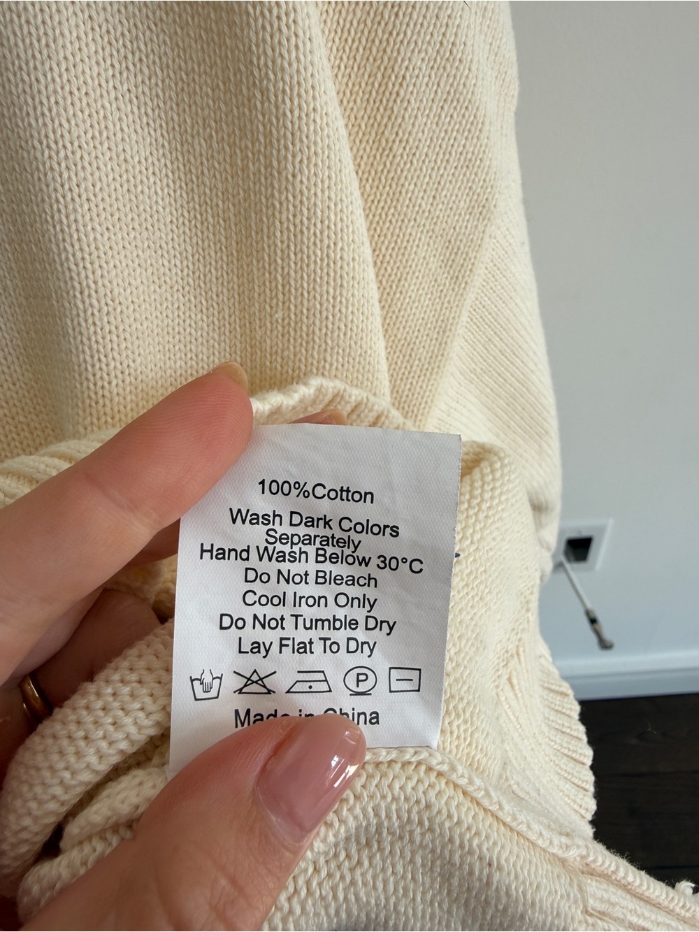 Parke Cream / White V-Neck Women's Sweater 100% Cotton - Picture 2 of 5
